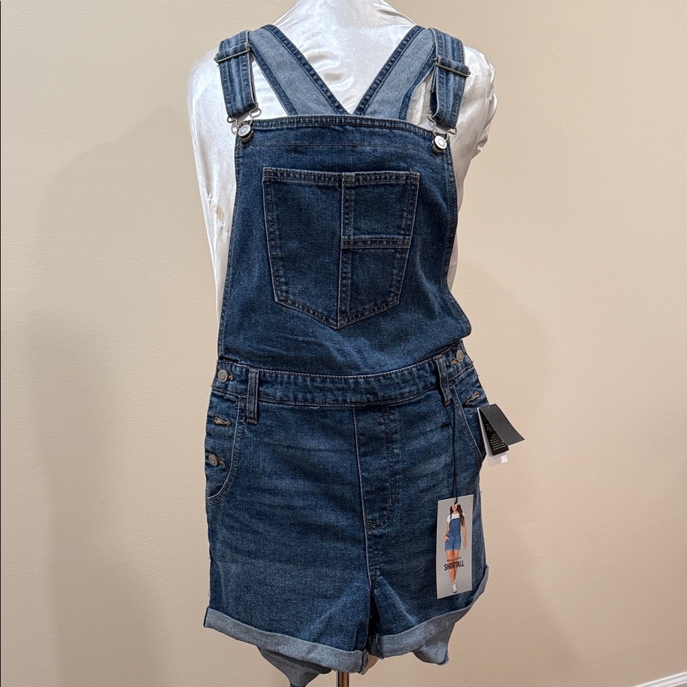 *NWT - Celebrity Pink Blue Denim  Shortalls (sz large